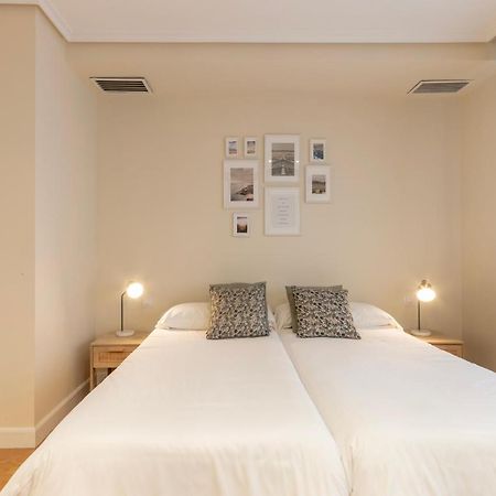 Akomodat En Apartamento En El Centro De Bilbao Con Parking Zewnętrze zdjęcie