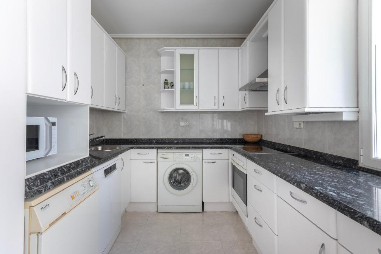 Akomodat En Apartamento En El Centro De Bilbao Con Parking Zewnętrze zdjęcie